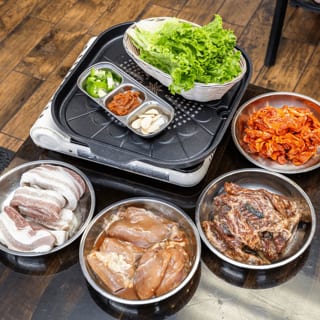 Assorted BBQ (4-Meat)